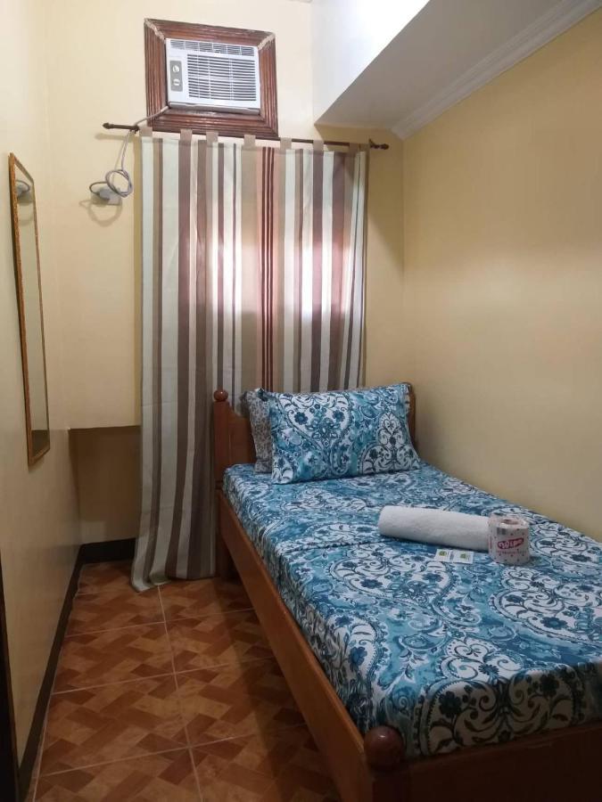 Divine Castle Travelers Inn